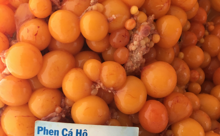 TRỨNG GÀ NON