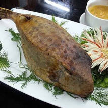 Cá bò hòm nướng